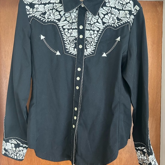 Scully Tops - Scully Black Shirt with White Embroidery